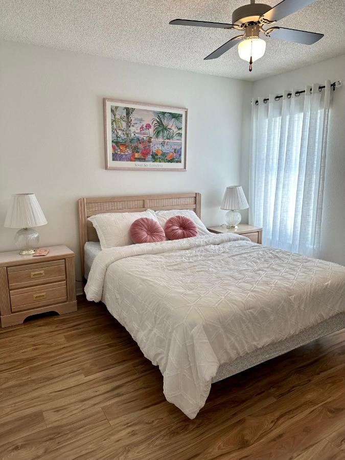Private Pool With A Beautiful View Overlooking The Lake! Near Disney - Universal Kissimmee Ngoại thất bức ảnh