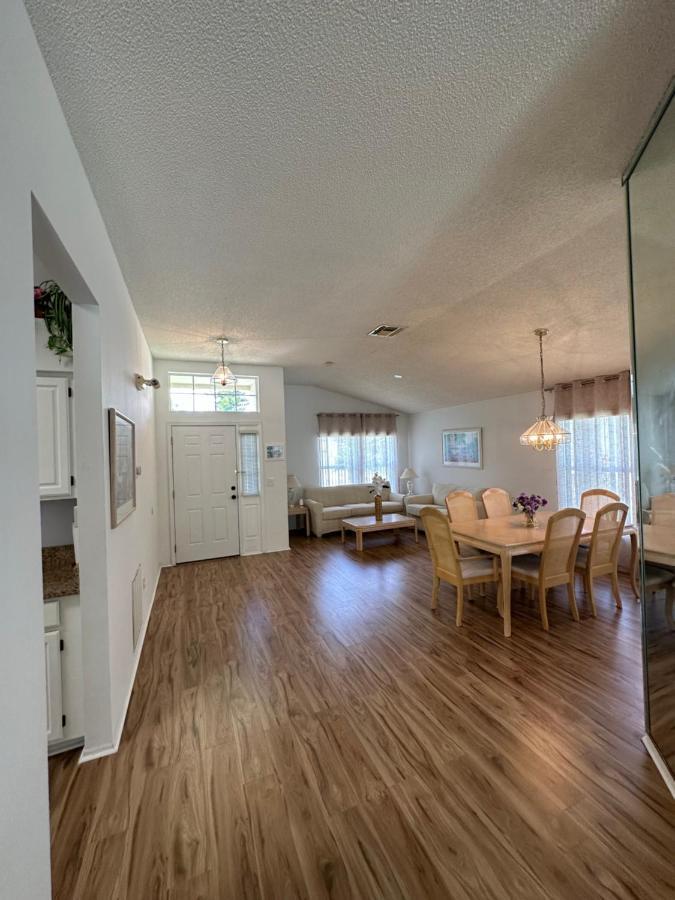 Private Pool With A Beautiful View Overlooking The Lake! Near Disney - Universal Kissimmee Ngoại thất bức ảnh