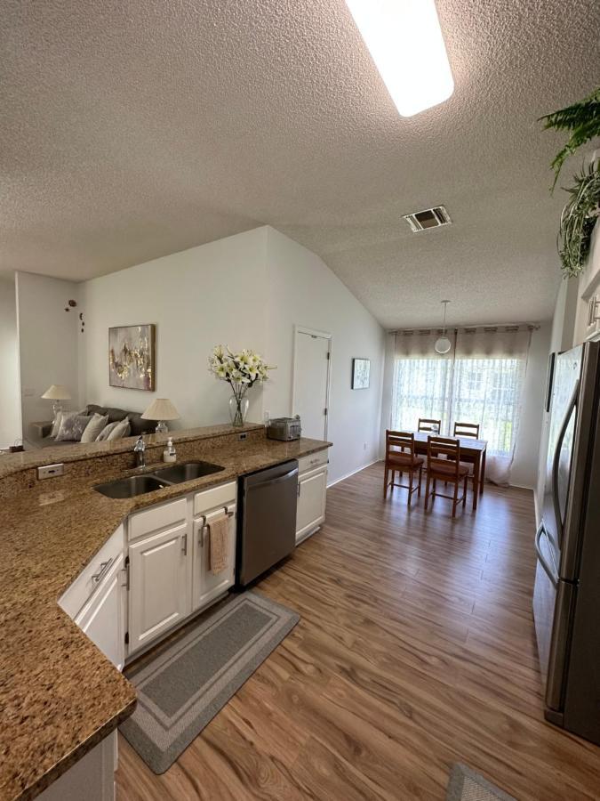 Private Pool With A Beautiful View Overlooking The Lake! Near Disney - Universal Kissimmee Ngoại thất bức ảnh