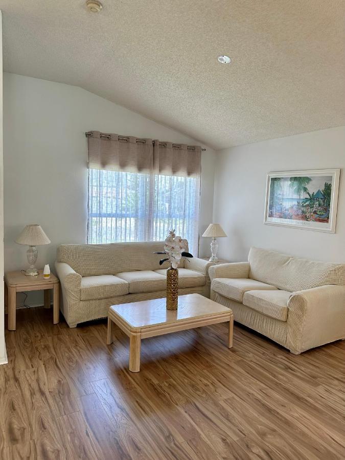 Private Pool With A Beautiful View Overlooking The Lake! Near Disney - Universal Kissimmee Ngoại thất bức ảnh