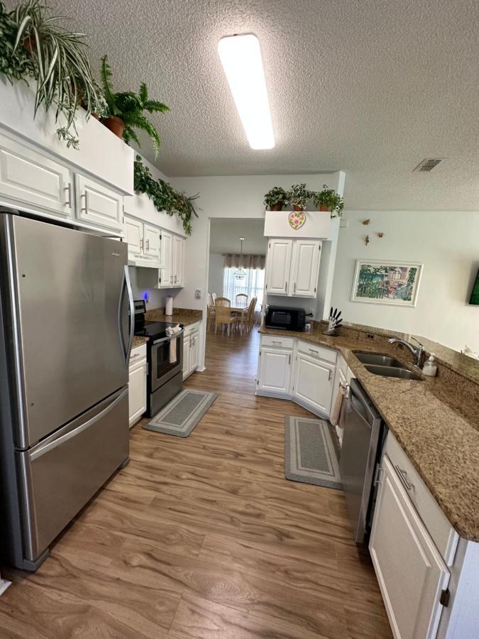 Private Pool With A Beautiful View Overlooking The Lake! Near Disney - Universal Kissimmee Ngoại thất bức ảnh