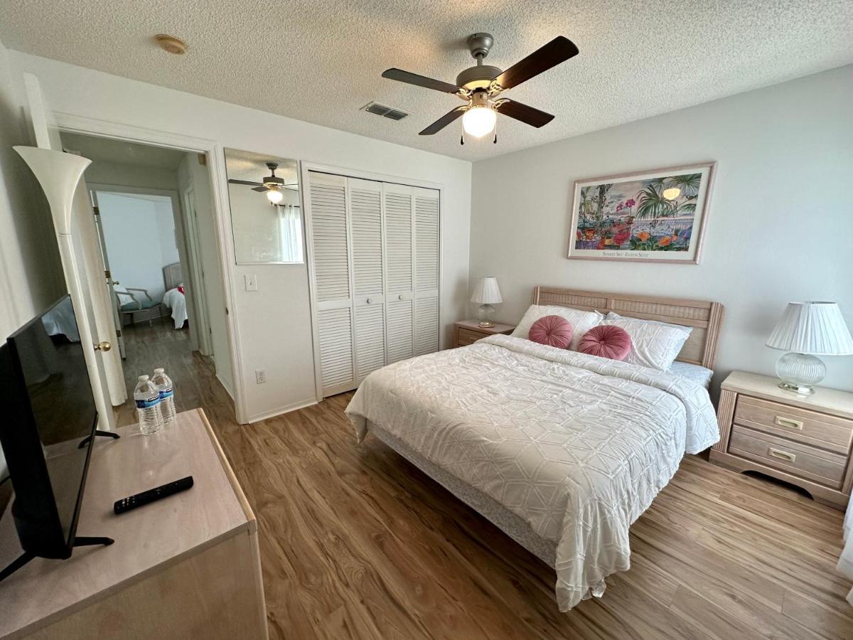 Private Pool With A Beautiful View Overlooking The Lake! Near Disney - Universal Kissimmee Ngoại thất bức ảnh