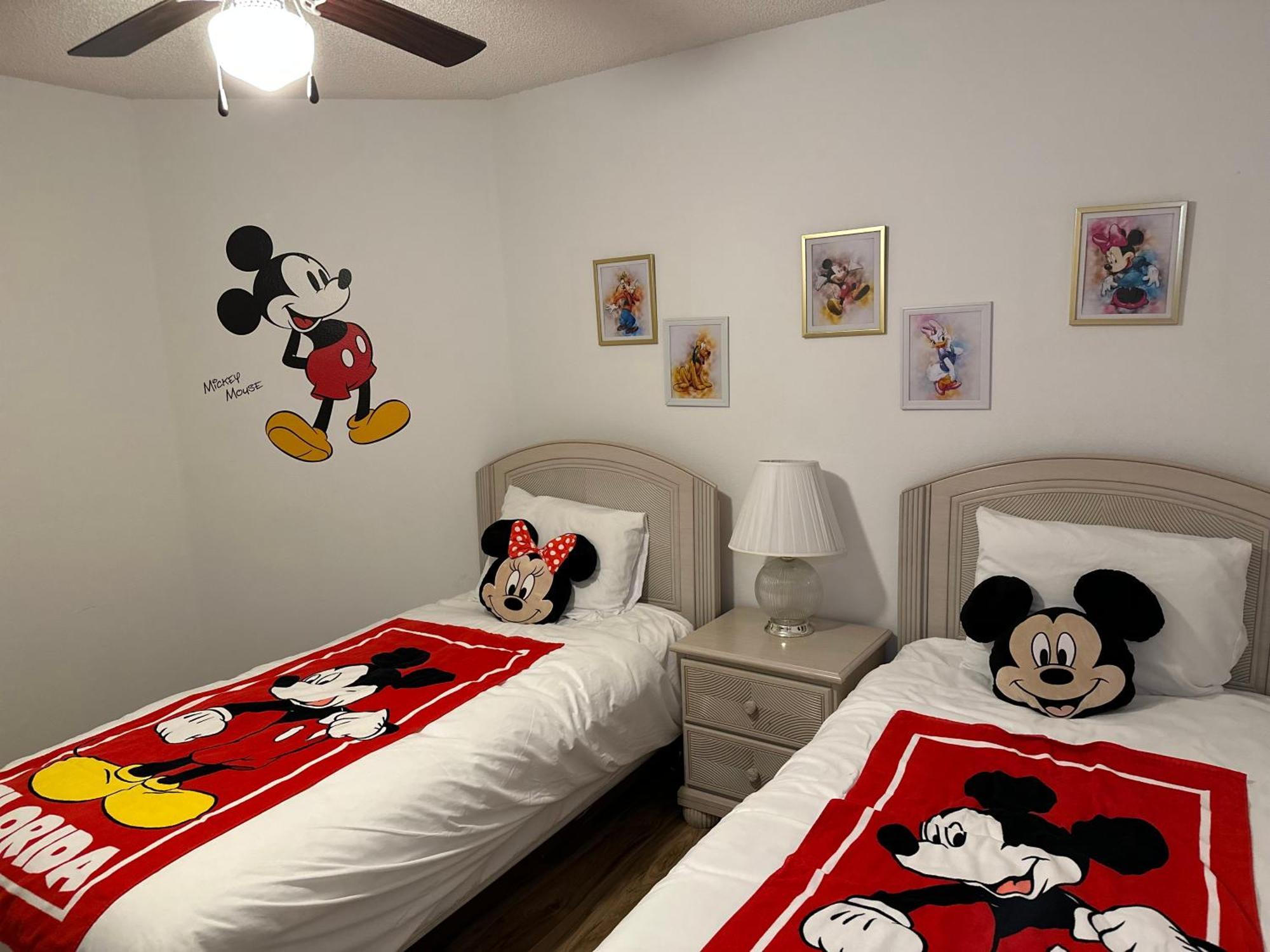 Private Pool With A Beautiful View Overlooking The Lake! Near Disney - Universal Kissimmee Ngoại thất bức ảnh